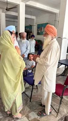 श्रीमती अमनप्रीत कौर राय हलका श्री चमकौर साहिब में जनसभा के दौरान