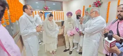 श्रीमती अमनप्रीत कौर राय हलका श्री चमकौर साहिब में जनसभा के दौरान