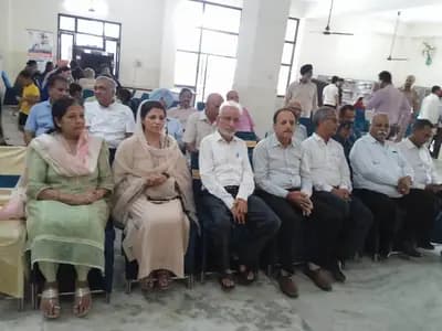 श्रीमती अमनप्रीत कौर राय हलका श्री चमकौर साहिब में जनसभा के दौरान