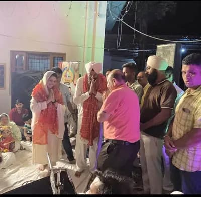 श्रीमती अमनप्रीत कौर राय हलका श्री चमकौर साहिब में जनसभा के दौरान