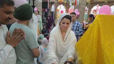 श्रीमती अमनप्रीत कौर राय हलका श्री चमकौर साहिब में जनसभा के दौरान
