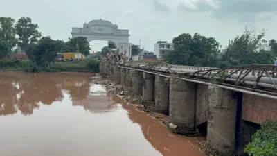 श्रीमती अमनप्रीत कौर राय हलका श्री चमकौर साहिब में जनसभा के दौरान