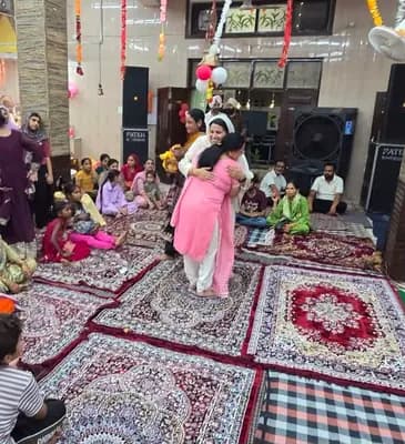 श्रीमती अमनप्रीत कौर राय हलका श्री चमकौर साहिब में जनसभा के दौरान