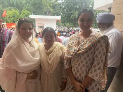 श्रीमती अमनप्रीत कौर राय हलका श्री चमकौर साहिब में जनसभा के दौरान
