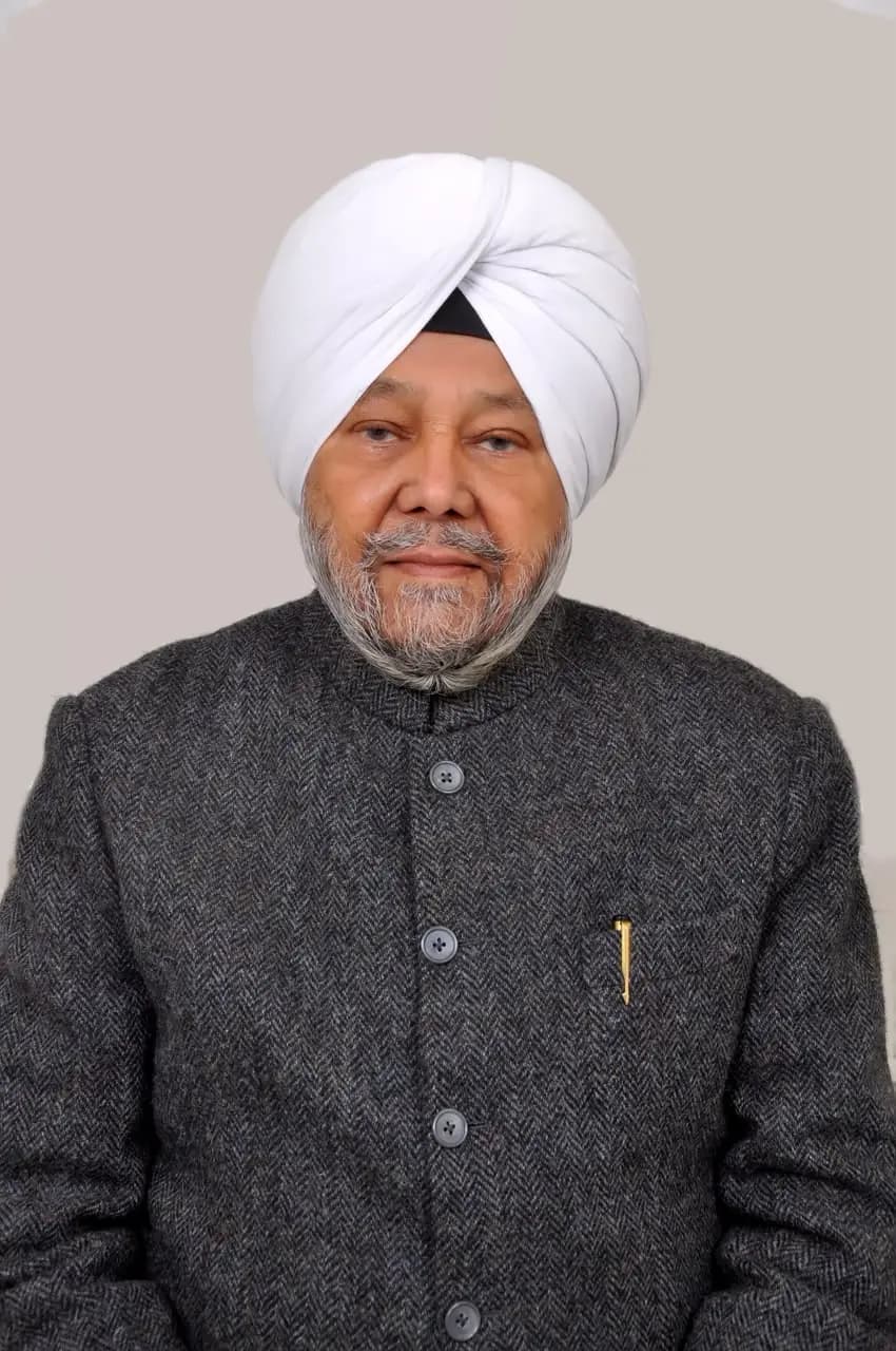 स. शमशेर सिंह राय, स्टूडियो पोर्ट्रेट